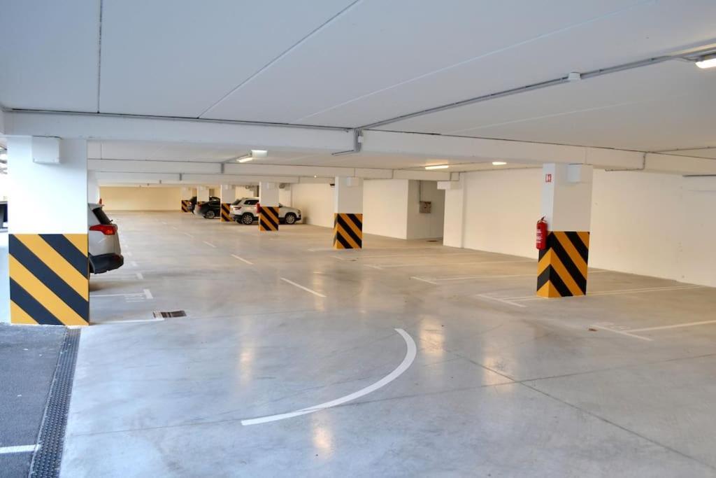 New Modern Apt Near Old Town - Private Parking Zadar Exterior photo